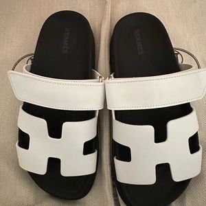 NWT Hermes Chypre Sandals In White (Blanc) Calfskin Leather